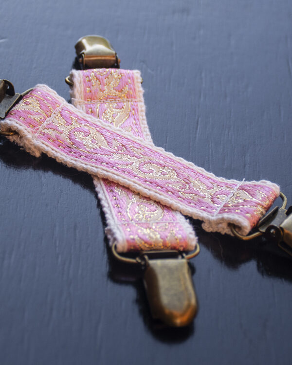 Steampunk Pink Jacquard Skirt Hikes with Brass Clips